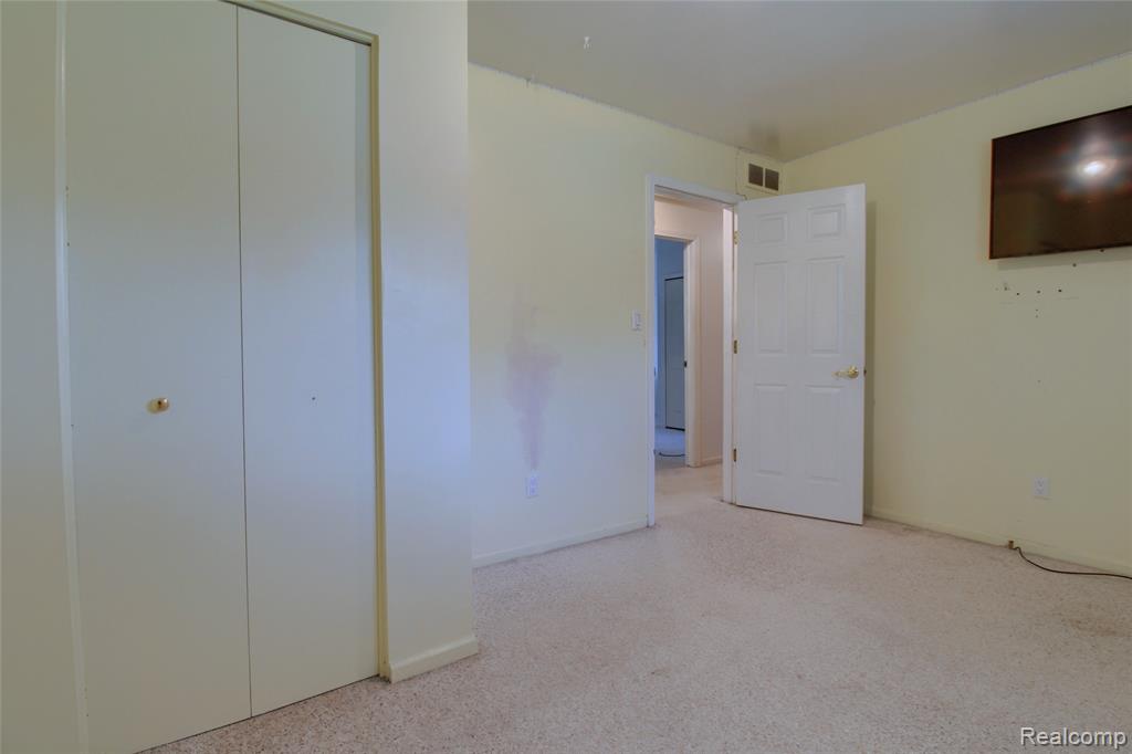 8695 Stout Avenue, Grosse Ile, MI 48138 — Photo 25