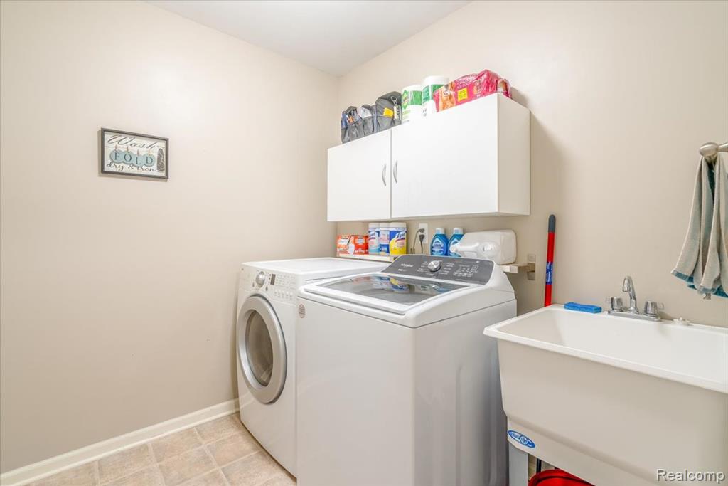 9193 E Walden Drive, Belleville, MI 48111 — Photo 28