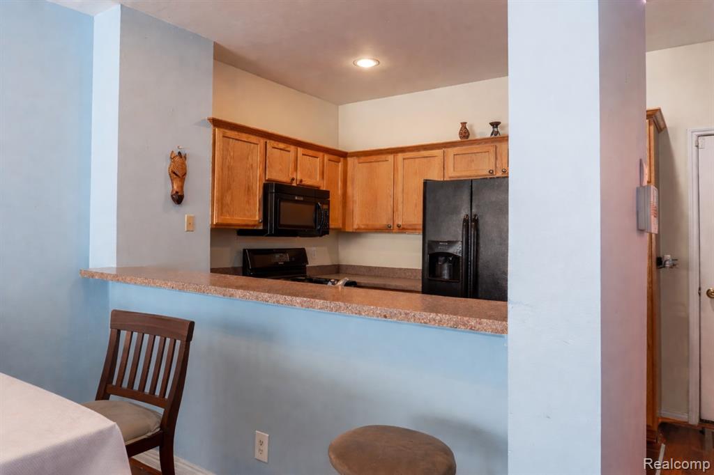 13207 St Ervin Avenue, 26, Detroit, MI 48215 — Photo 15