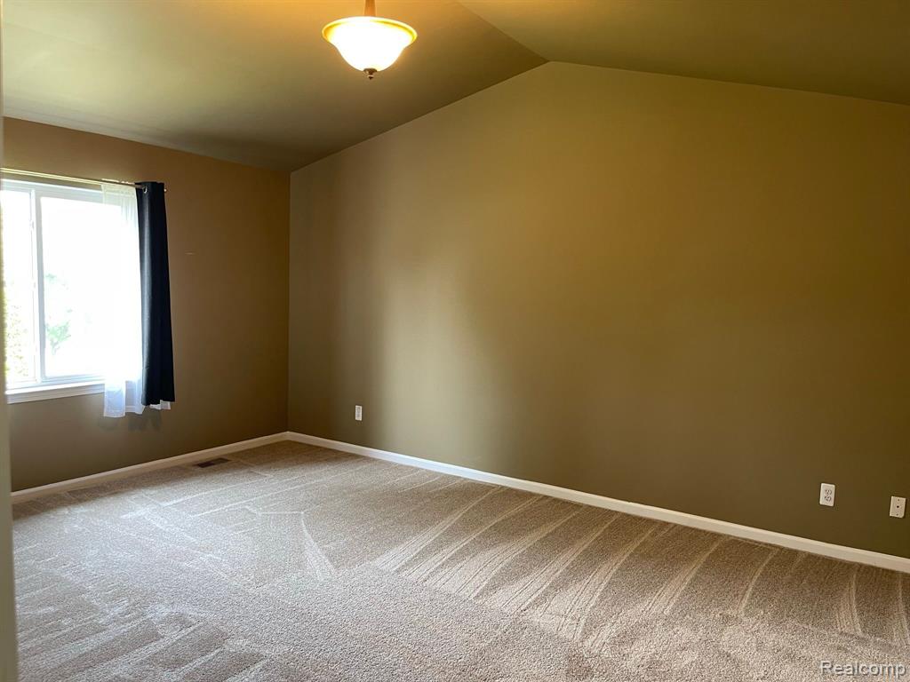 47000 HARBOUR POINTE, Van Buren, MI 48111 — Photo 18