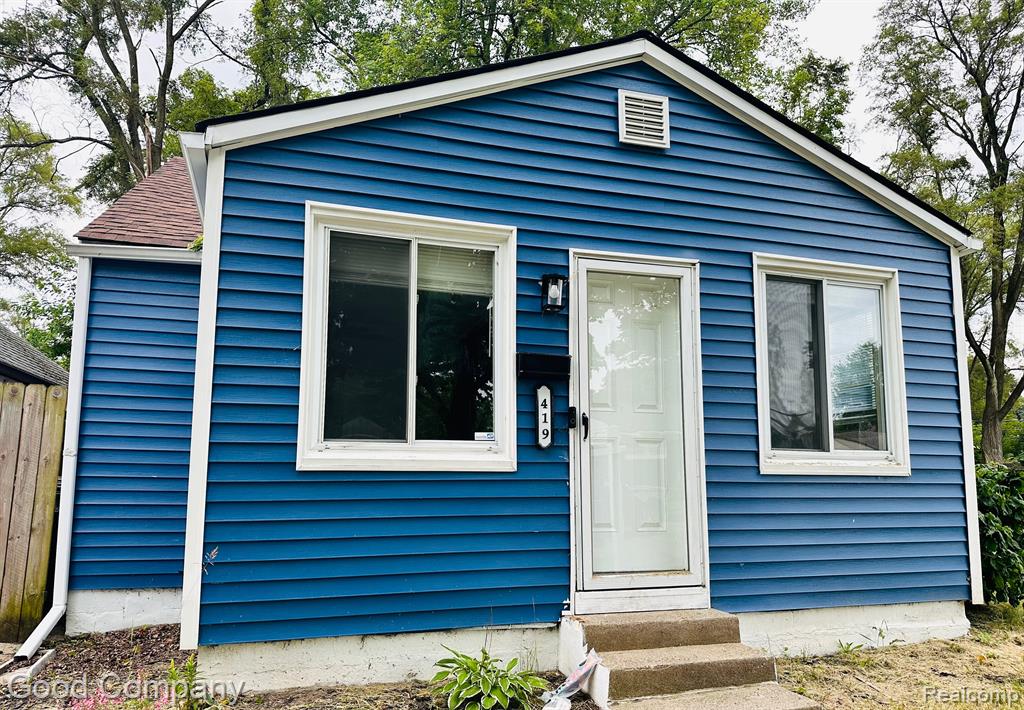 419 W HAYES Avenue, Hazel Park, MI 48030 — front exterior