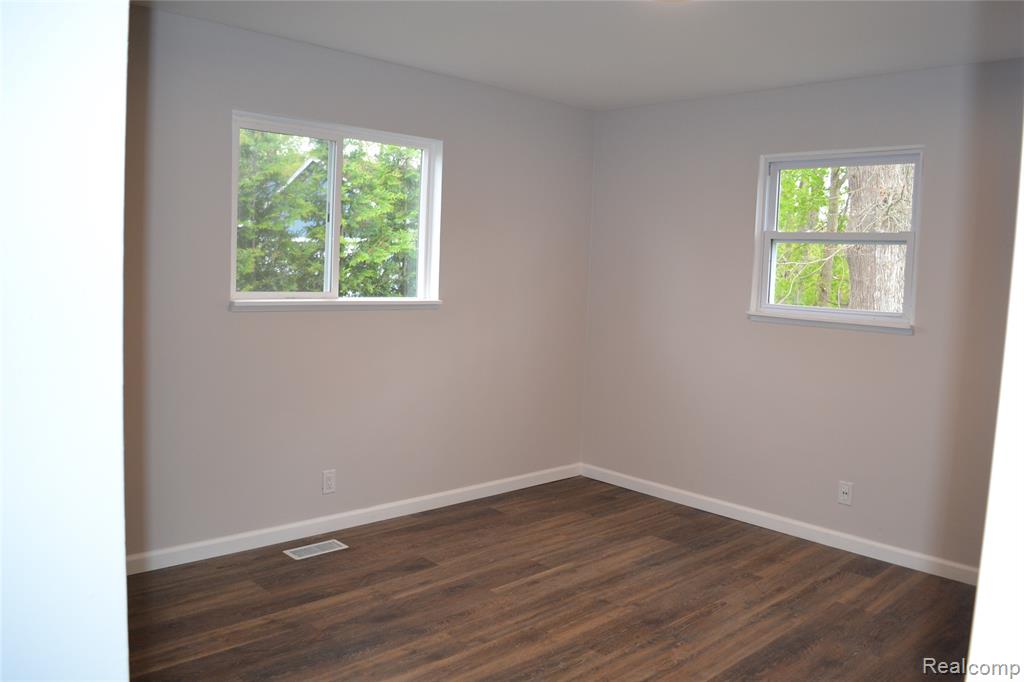 243 Campbell Street, Clio, MI 48420 — Photo 7