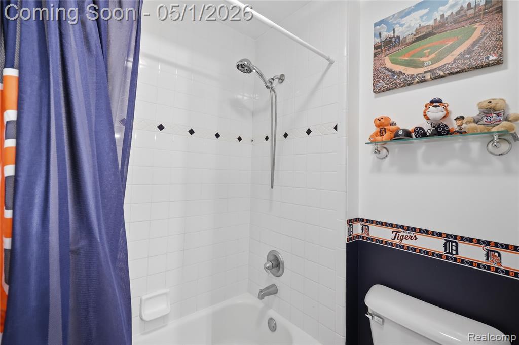 656 Overlook Drive, Oxford, MI 48371 — Photo 45