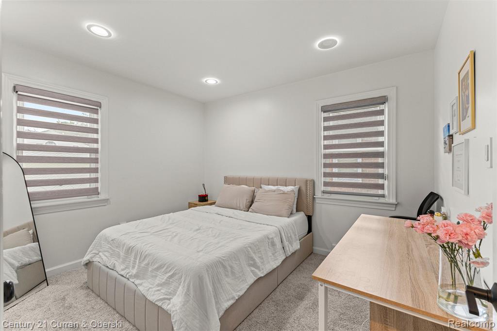8483 Riverdale Street, Dearborn Heights, MI 48127 — Photo 18