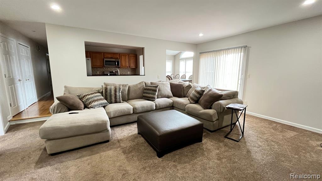 5341 WRIGHT Drive, Troy, MI 48098 — Photo 5