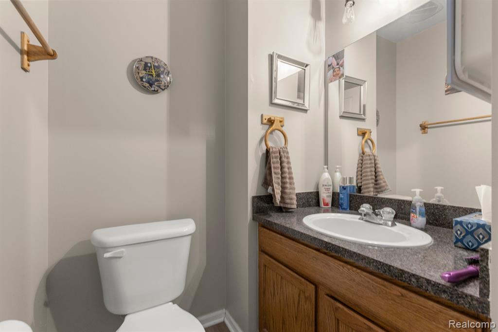 23272 STOFLET Lane, Trenton, MI 48183 — Photo 23