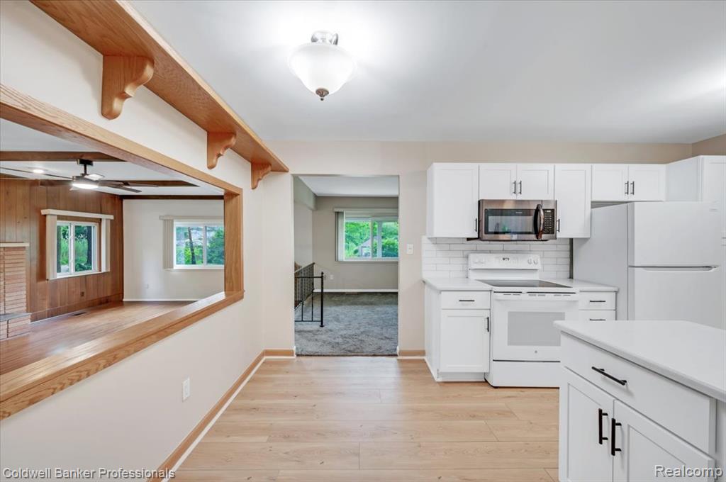 470 Oak Grove Drive, Lake Orion, MI 48362 — Photo 18