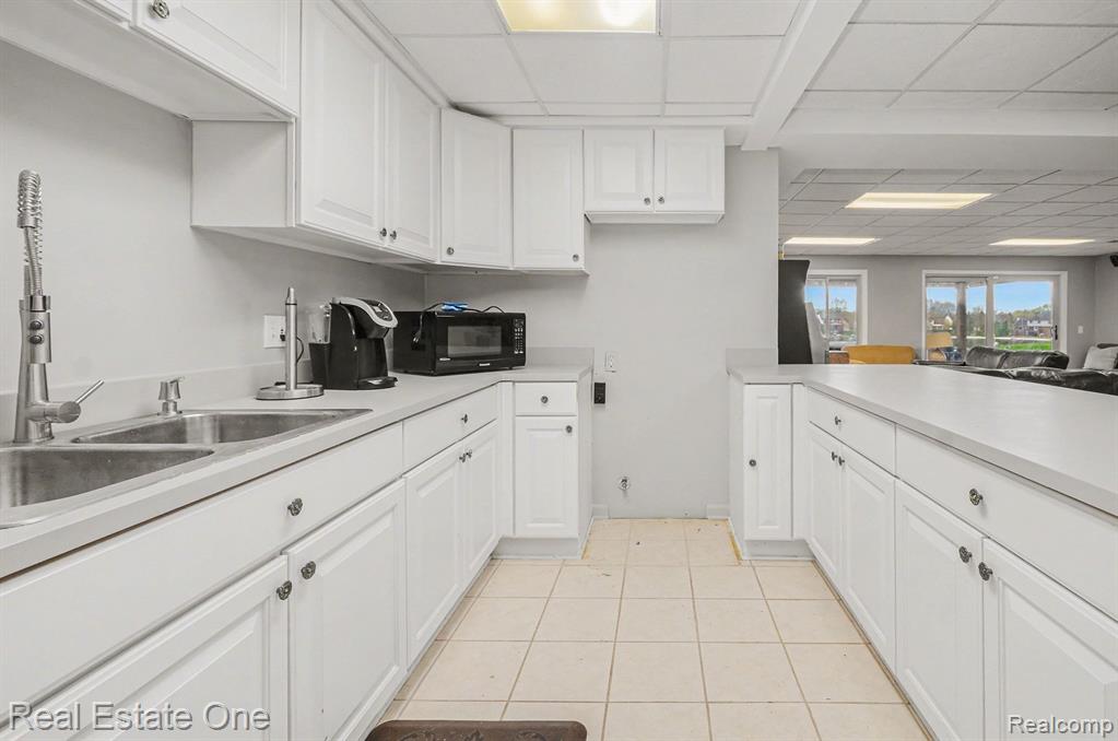 6544 John R Road, Troy, MI 48085 — Photo 27