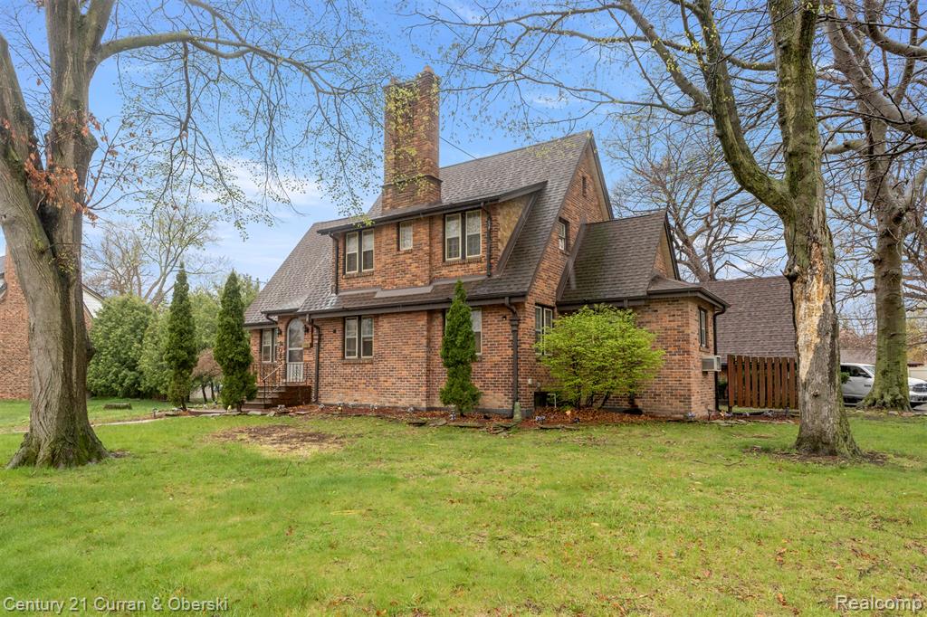 9045 Riverdale St, Redford, MI 48239 — Photo 4