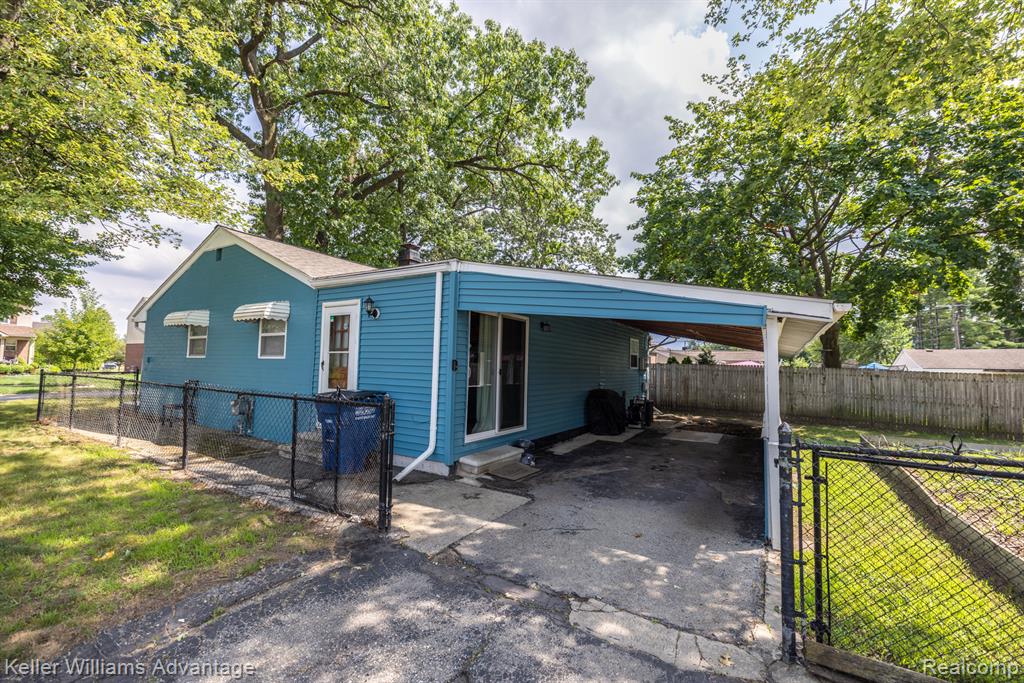 5981 N Dowling Street, Westland, MI — Photo 24
