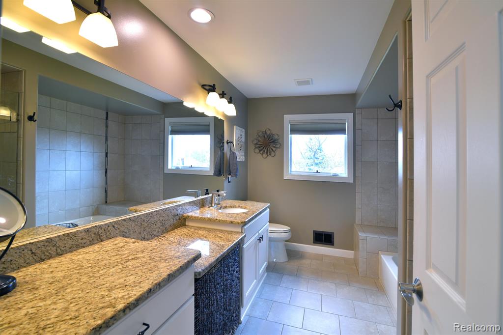 9185 COPPER RIDGE Drive, Davison, MI 48423 — Photo 33
