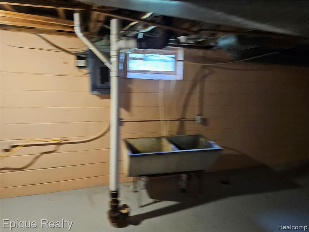 7341 Evergreen Avenue, Detroit, MI 48228 — Photo 17