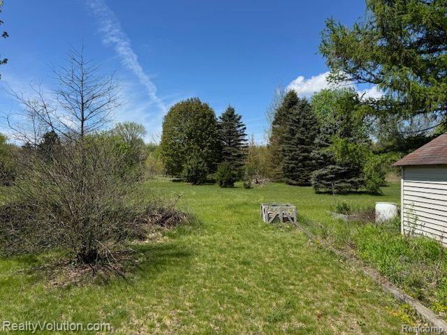 559 HEENAN Drive, Lapeer, MI 48446 — Photo 29