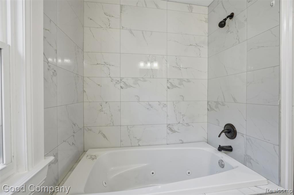 2717 burlingame, Detroit, MI 48206 — Photo 15