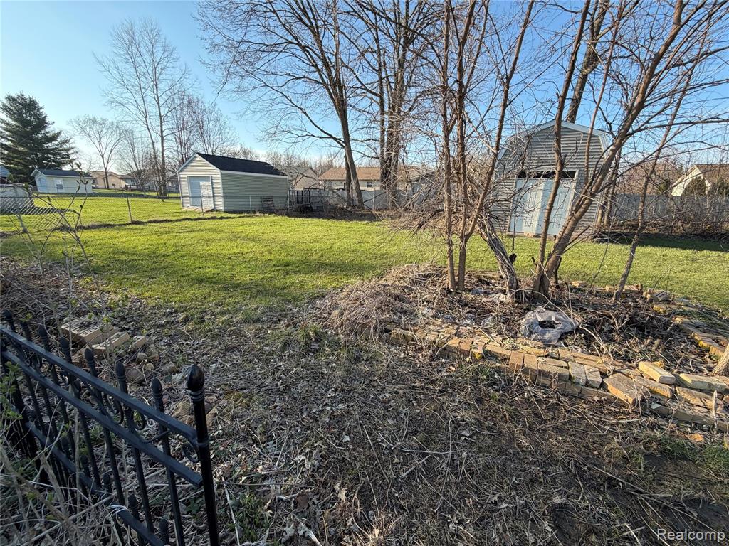 5312 Northway Drive, Swartz Creek, MI 48473 — Photo 10