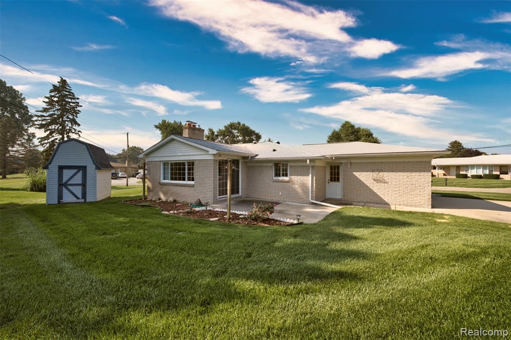53626 Debra Drive, Shelby Twp, MI 48316 — Photo 4
