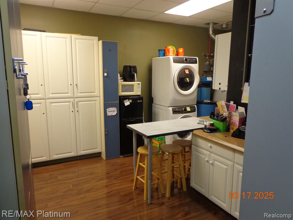 415 ROUNDS Drive, Fenton, MI 48430 — Photo 16