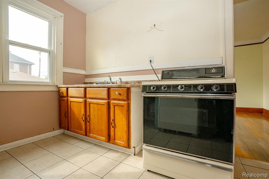 2580 Cabot Street, Detroit, MI 48209 — Photo 18