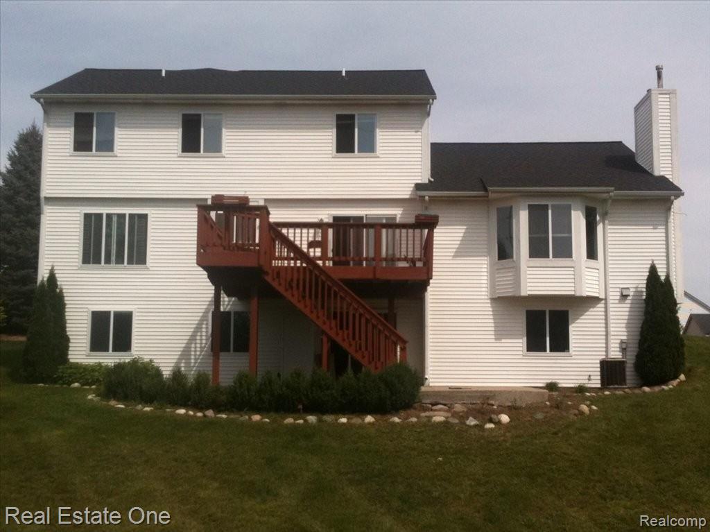957 Meadowbrook Way, Milford, MI 48381 — Photo 2