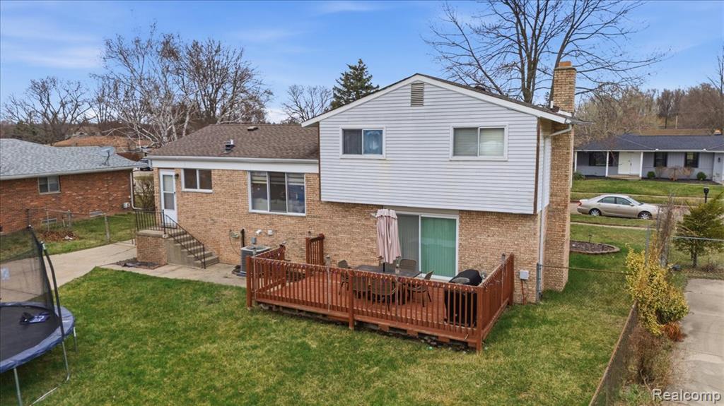 42151 Jason Drive, Clinton Twp, MI 48038 — Photo 34