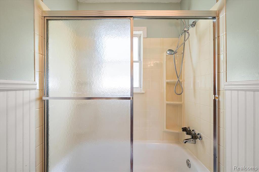 5942 Harrison Street, Garden City, MI — Photo 19