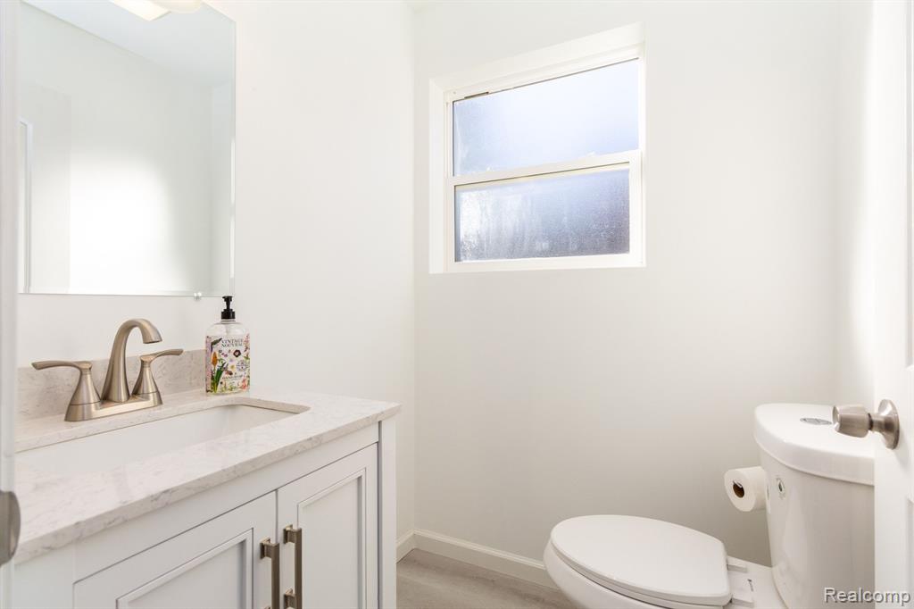 500 N CONKLIN Road, Lake Orion, MI 48362 — Photo 19