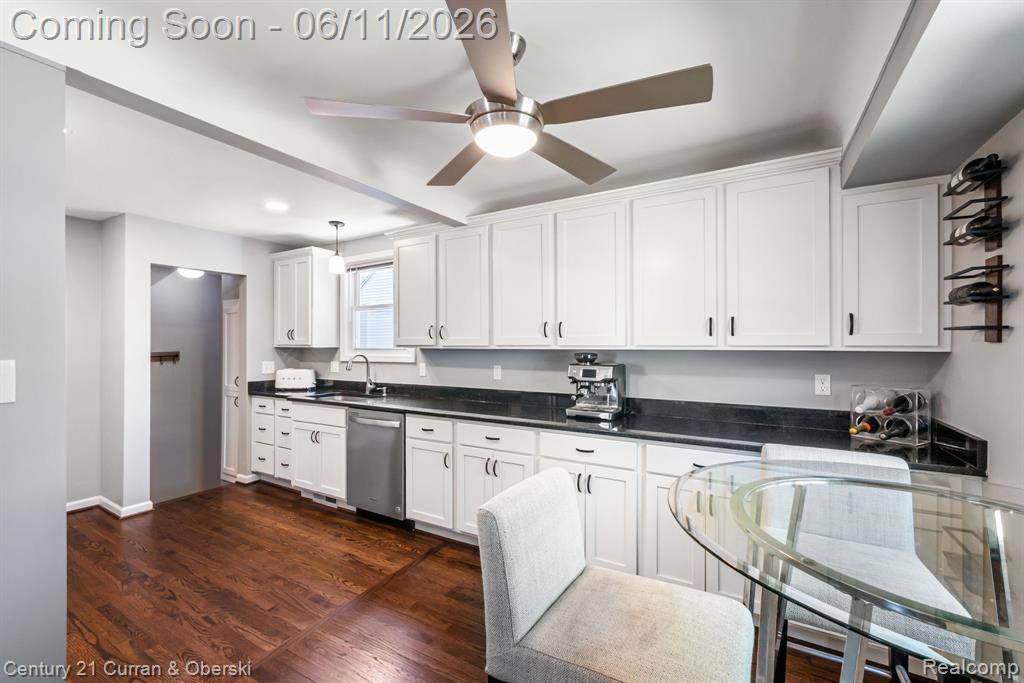704 N Edison Avenue, Royal Oak, MI 48067 — Photo 15
