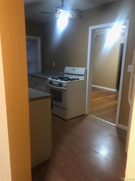 5027 WOODWARD Street, Wayne, MI 48184 — Photo 6