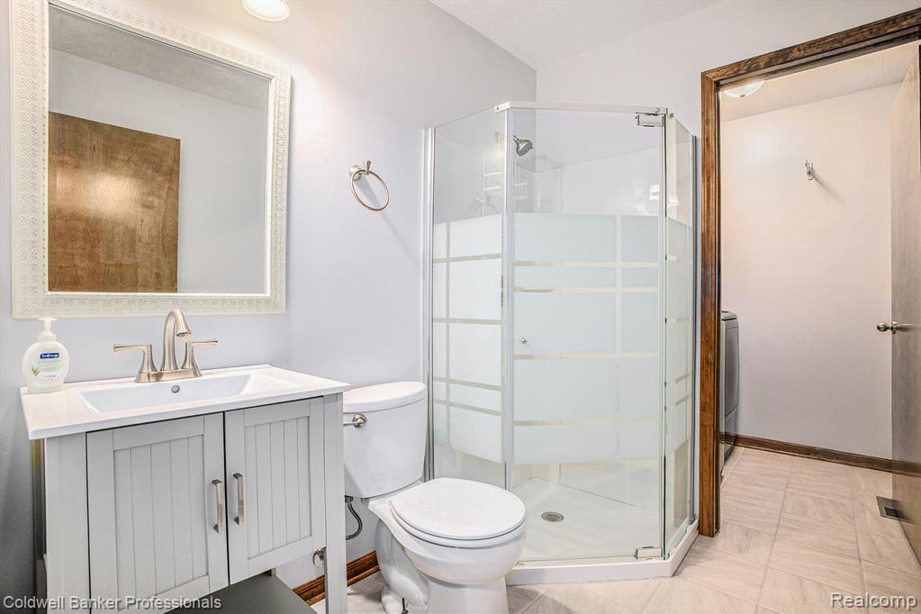 503 E Geneva Drive, Dewitt, MI 48820 — Photo 13
