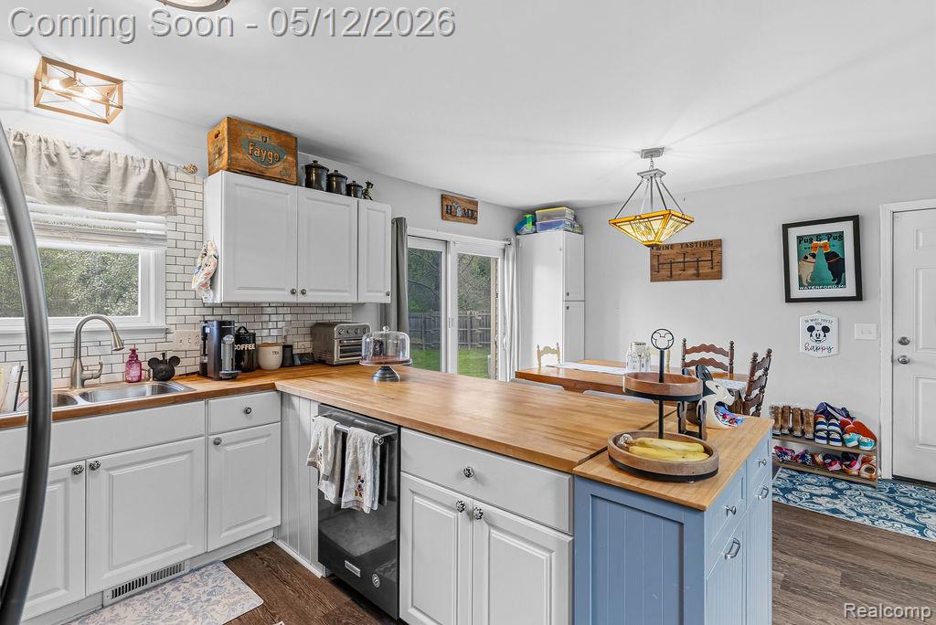 11550 Silver Lake Road, Byron, MI 48418 — Photo 17