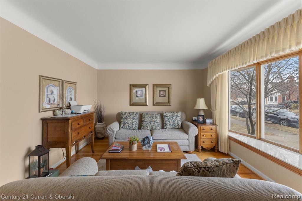 7229 WINONA Avenue, Allen Park, MI 48101 — Photo 4