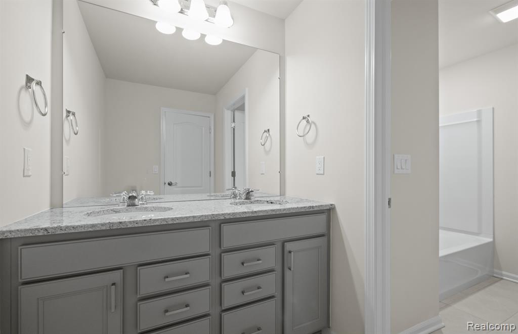 4046 Nottingham Circle, Clarkston, MI — Photo 13