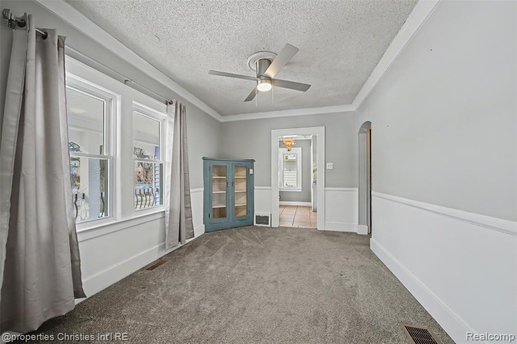 910 W Drayton Street, Ferndale, MI 48220 — Photo 13