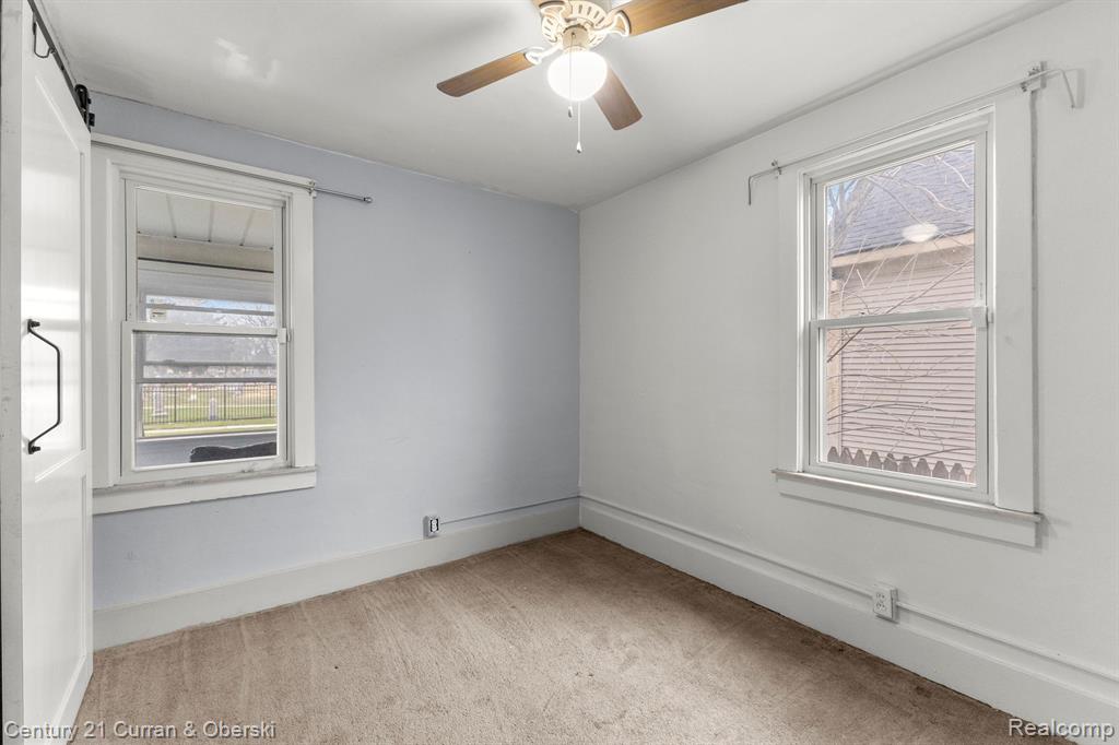736 FORD Avenue, Wyandotte, MI 48192 — Photo 11
