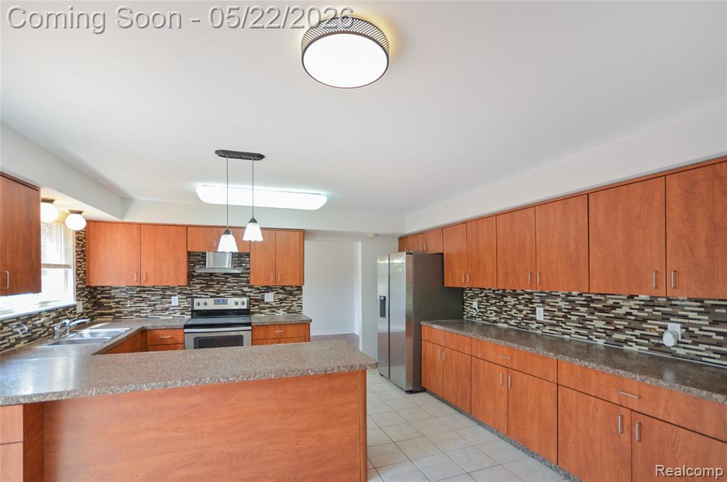 4048 Augustine Drive, Sterling Heights, MI 48310 — Photo 20
