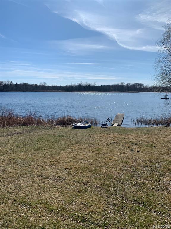 2300 S BALDWIN Road, Lake Orion, MI