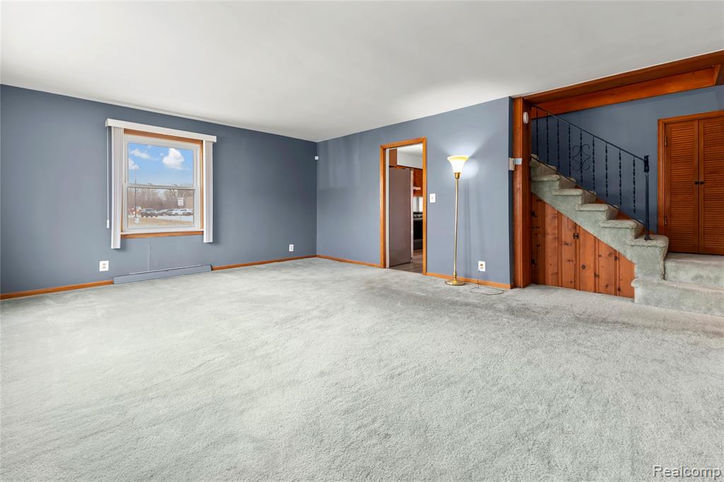 684 Greylock Street, Belleville, MI 48111 — Photo 16