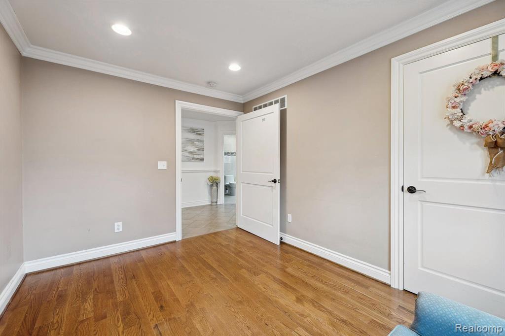 56565 10 MILE Road, South Lyon, MI 48178 — Photo 23