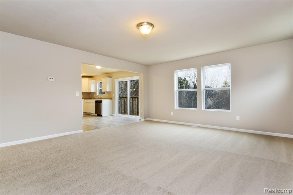 7377 River Rock Drive, Davison, MI 48423 — Photo 4