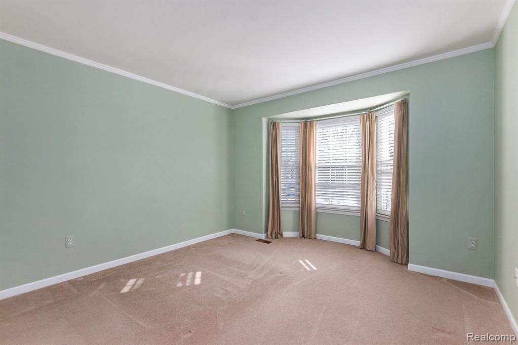 44427 Patricia Drive, Sterling Heights, MI 48314 — Photo 17