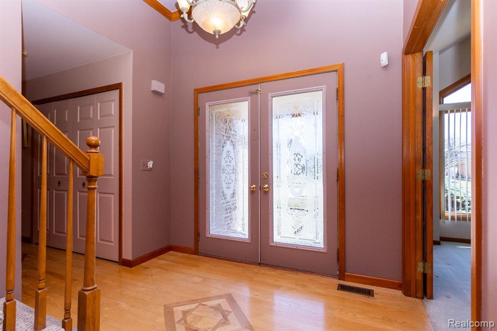 53071 SPRINGHILL MEADOWS Drive, Macomb, MI 48042 — Photo 5