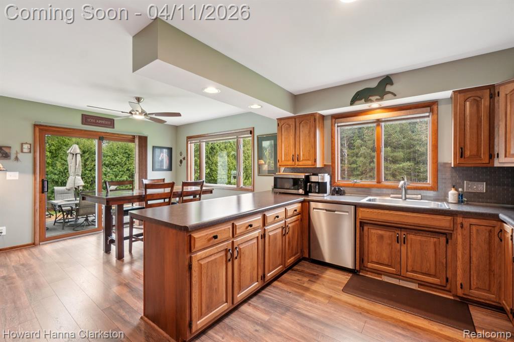 10995 Big Lake Road, Davisburg, MI 48350 — Photo 10