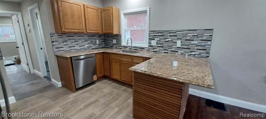 5911 Radnor Street, Detroit, MI 48224 — Photo 5