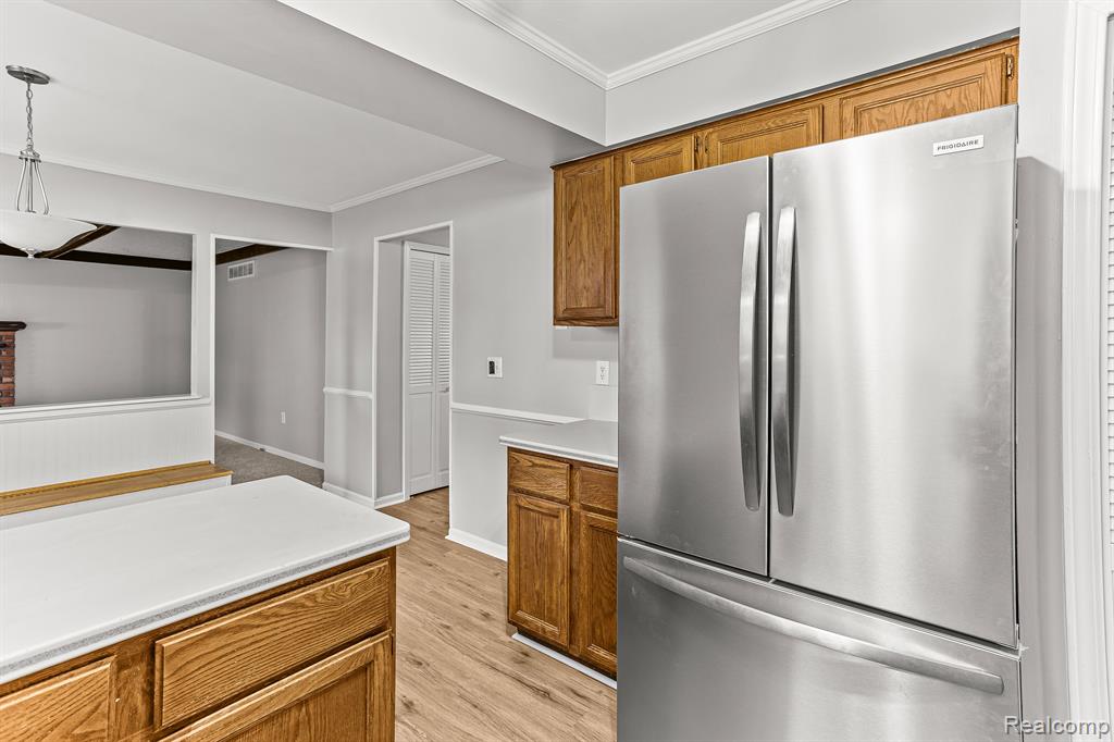 43300 OAKBROOK Court, Canton, MI 48187 — Photo 11