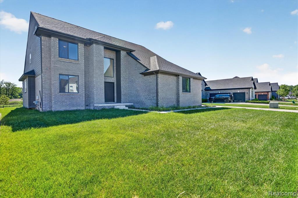54598 Deadwood Lane, Utica, MI 48316 — Photo 2