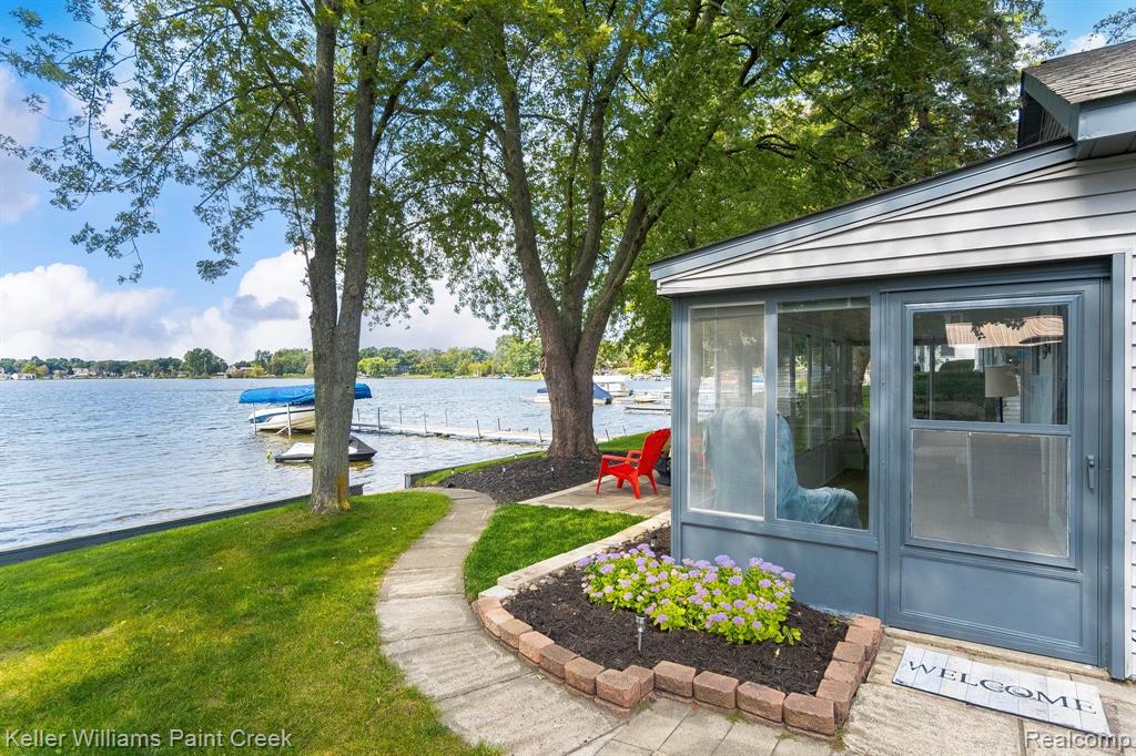 4297 HUNTERS Drive, Highland, MI — Photo 3