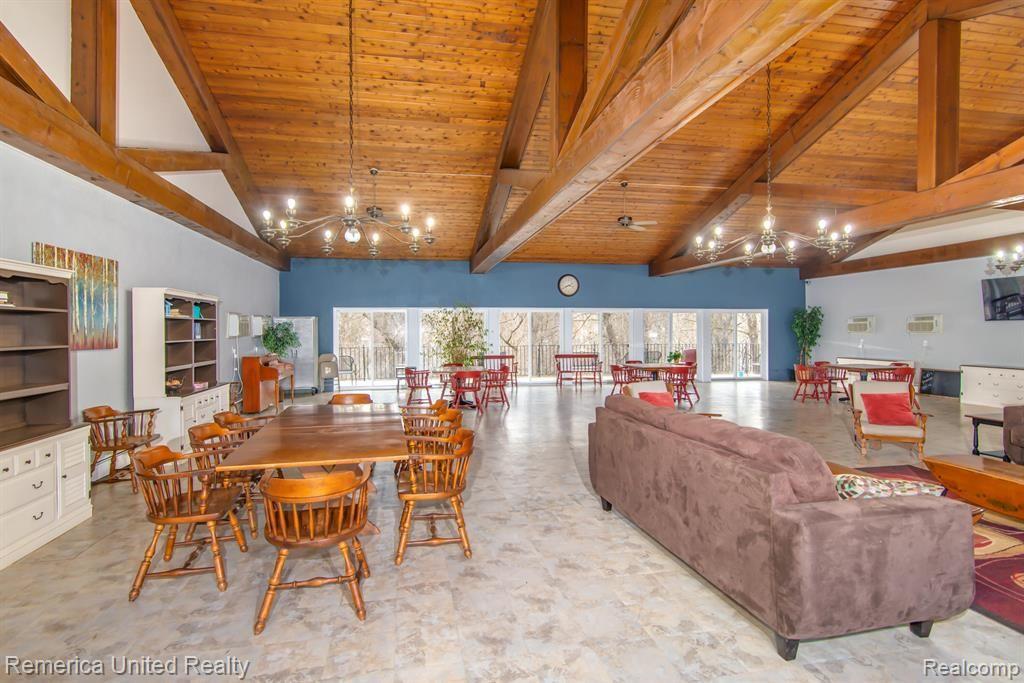 31831 Grand River Avenue, 39, Farmington, MI 48336 — Photo 15