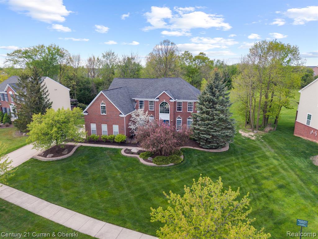 23498 Prescott Lane W, South Lyon, MI 48178
