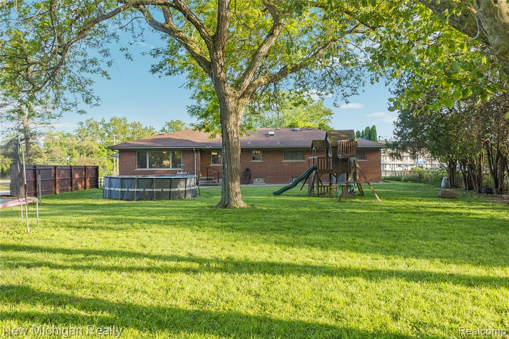 8359 Chicago Road, Warren, MI 48093 — Photo 58