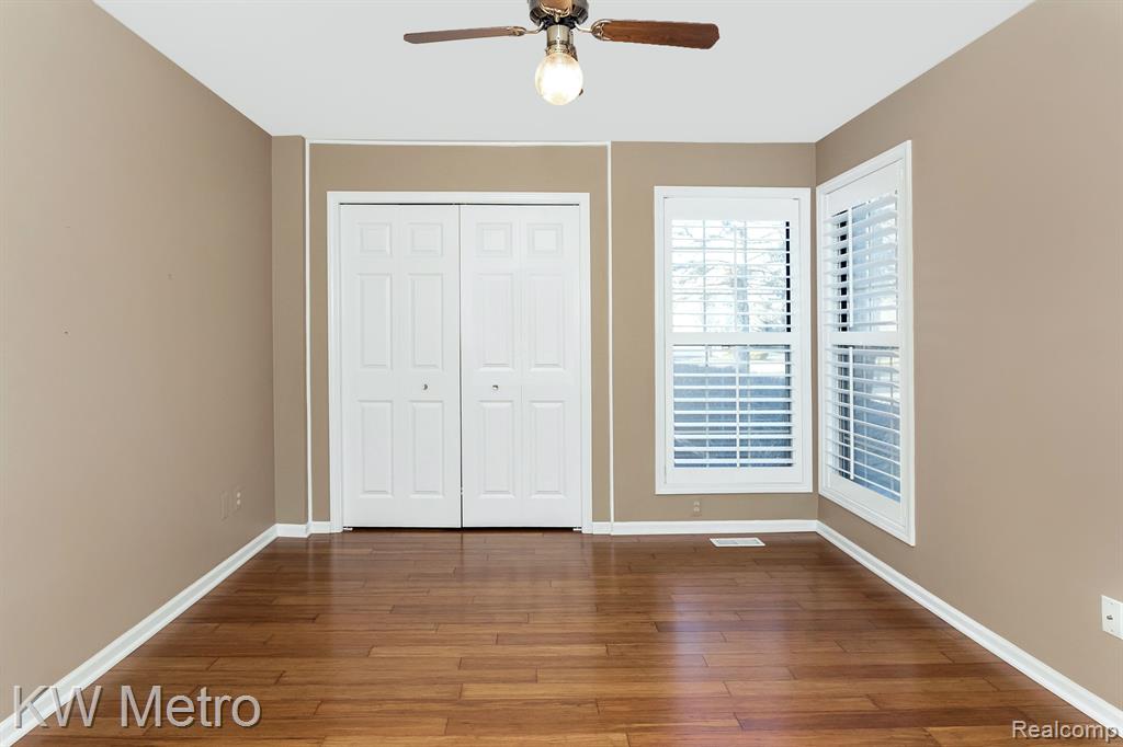 516 NEWBURNE POINTE, Bloomfield Hills, MI 48304 — Photo 15